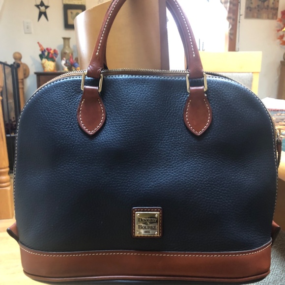 Dooney and Bourke Satchel Purse with Detachable Long Strap - Picture 2 of 12